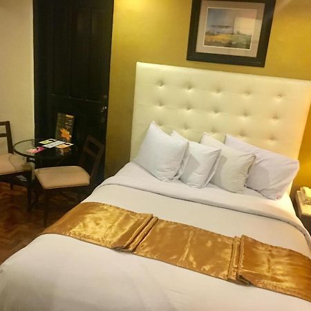 Lourdes Suites San Pedro Makati Exterior foto