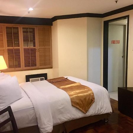 Lourdes Suites San Pedro Makati Exterior foto