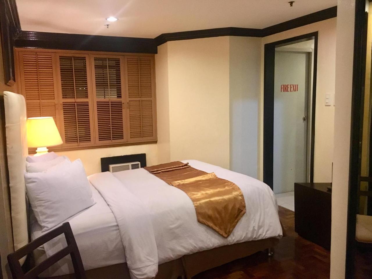Lourdes Suites San Pedro Makati Exterior foto